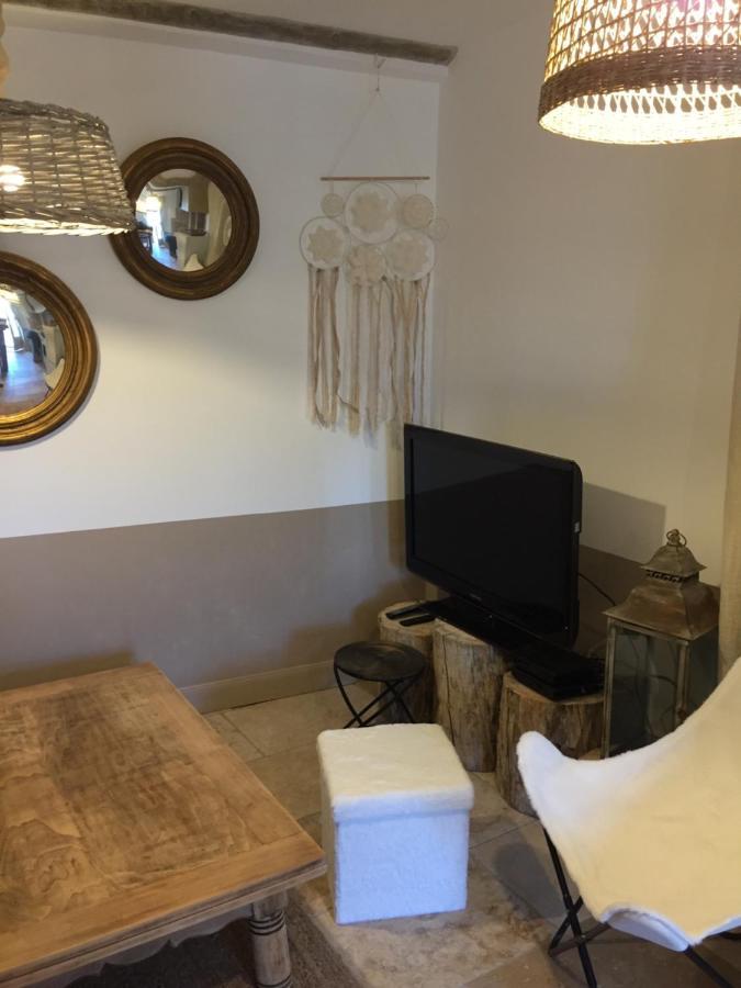 Apartament Chez Enzo Pierrevert Zewnętrze zdjęcie